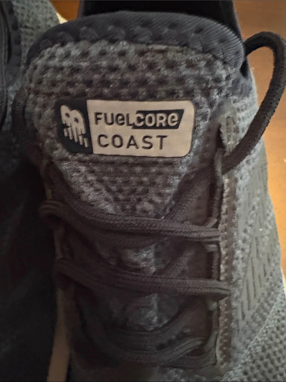 New Balance Men’s Sz 10 M Fuel Cord Coast Response 2.0 EXC hardly Worn